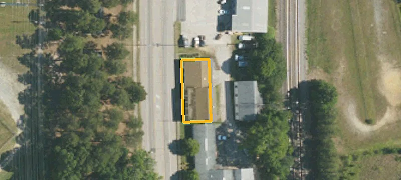 615 Main St