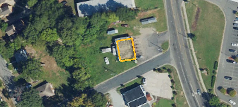 1401 Avondale Dr