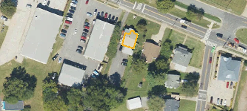 164 Main St