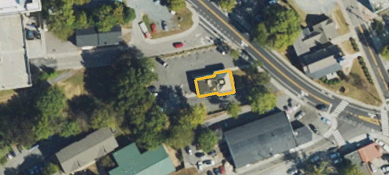 412 Main St