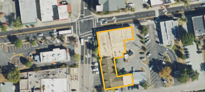 100 Main St