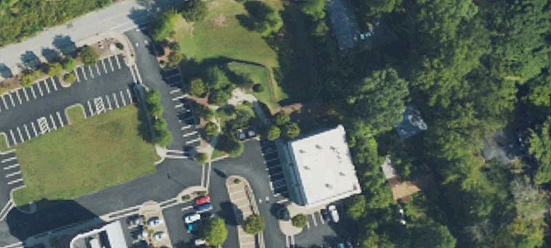 866 Hendersonville Rd