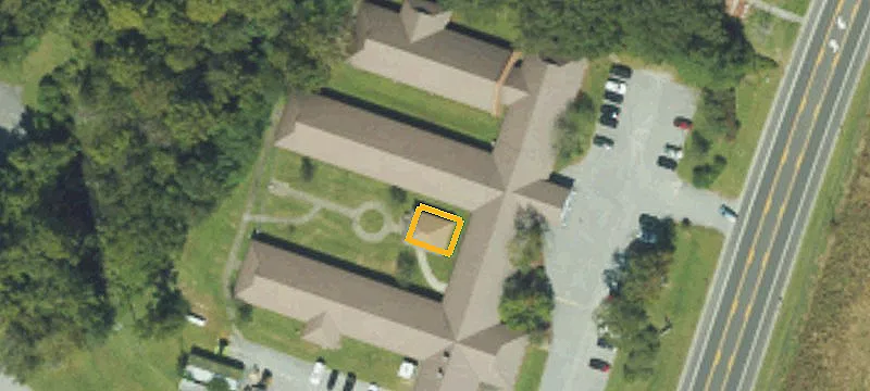 8990 Us Hwy 17