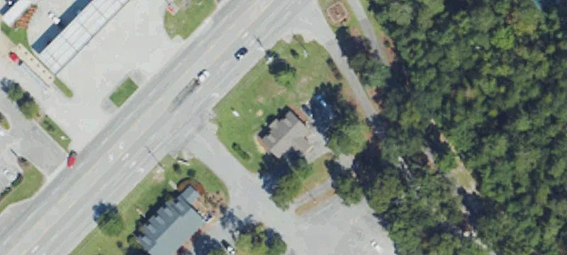 302 Merchants Cir