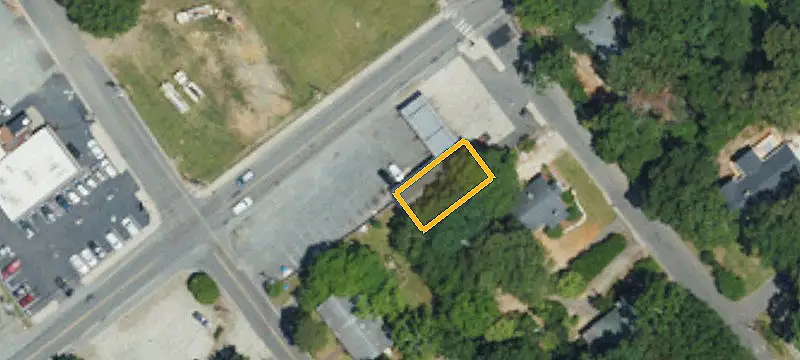 801 Lancaster Ave