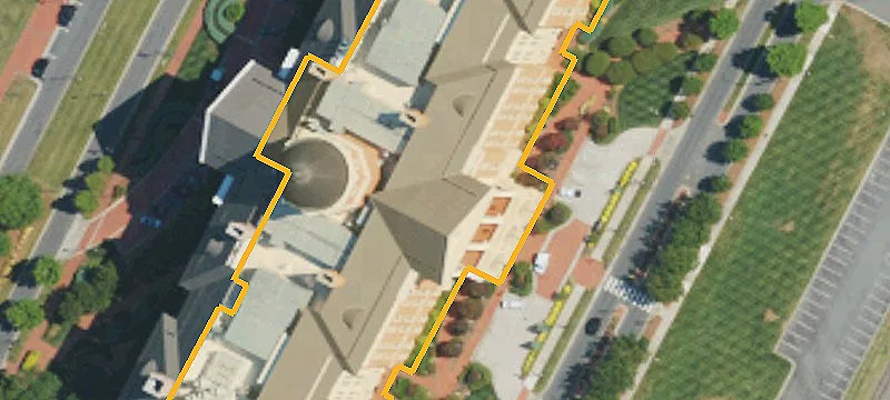 201 Main St