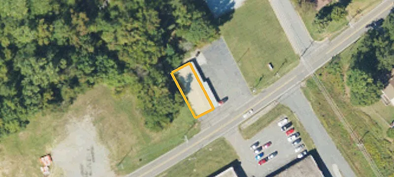 1132 Main St