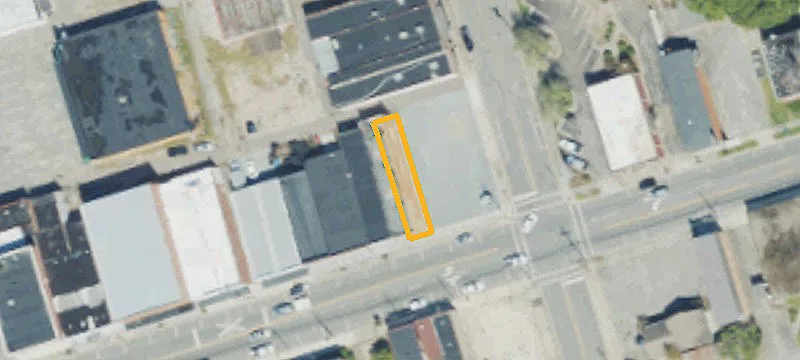 123 Main St