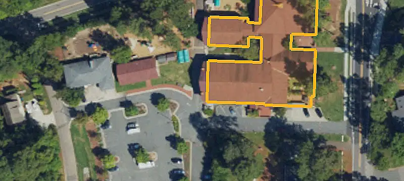 2811 University Dr