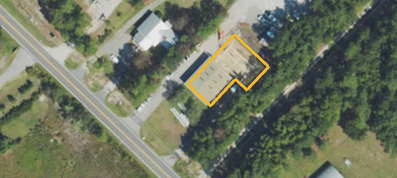387 Sloop Pt Loop Rd