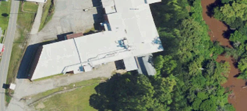 724 Riverside Dr