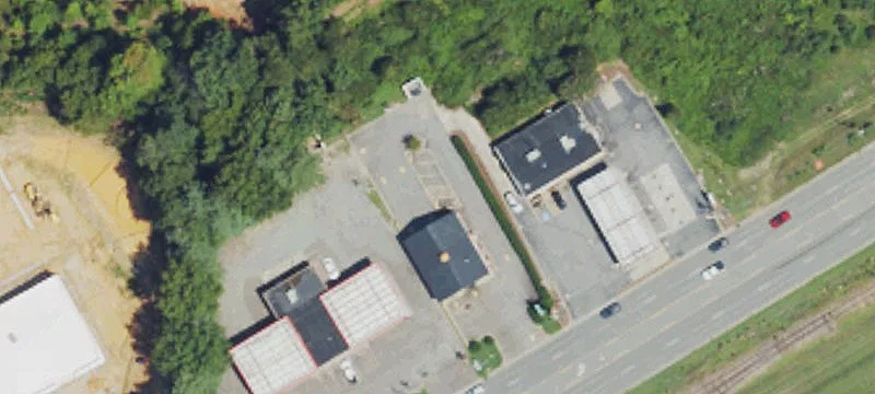 2424 Stratford Rd