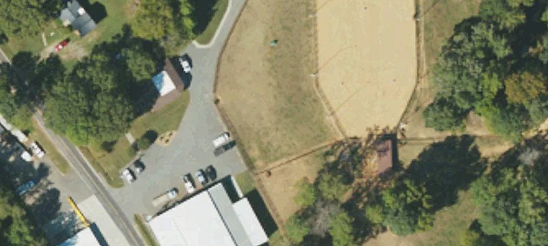 555 Edmiston Rd