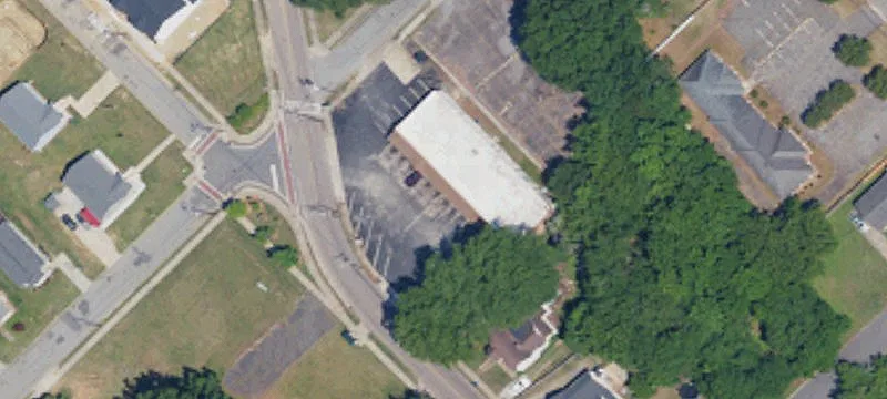 528 Cemetary St