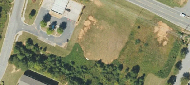 111 Riv Park Rd