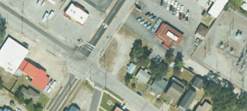 406 Live Oak St