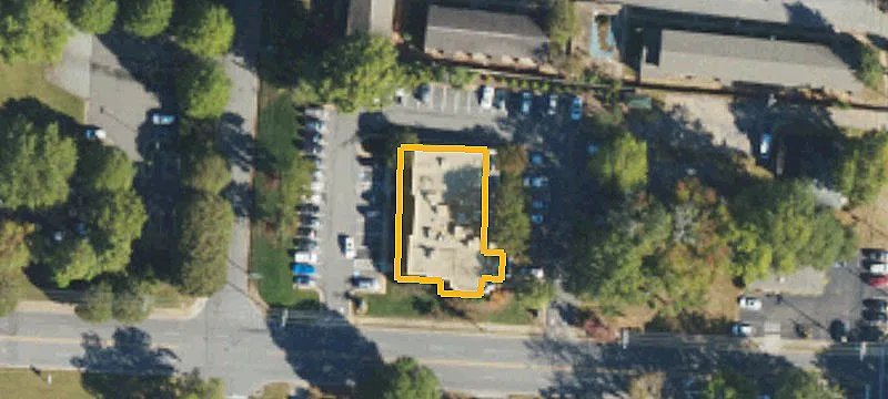 110 Grover St