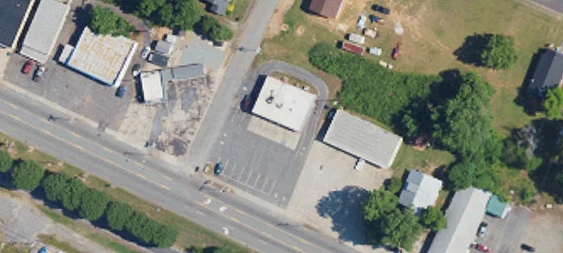405 Main St