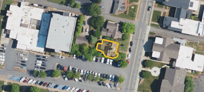 249 Main St