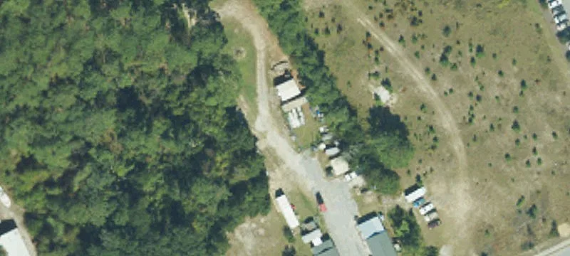1141 Cedar Pt Blvd