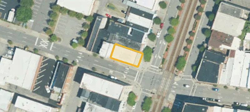 100 Main St