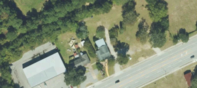 915 Cedar Pt Blvd