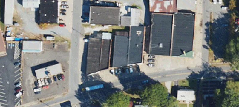 806 Warren St