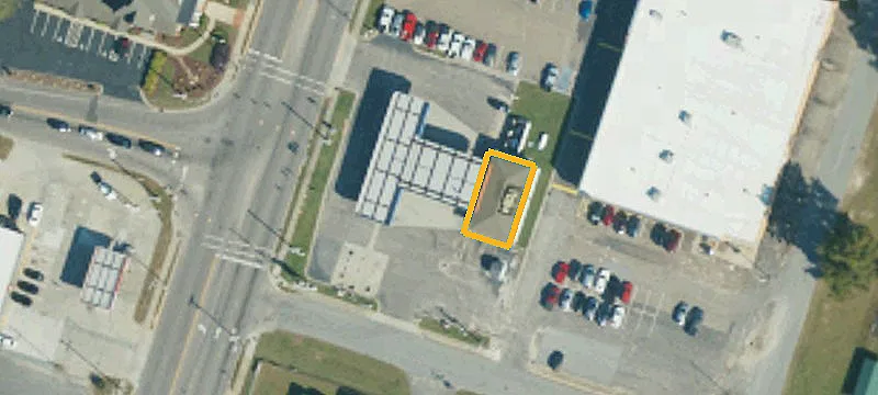 1307 Main St