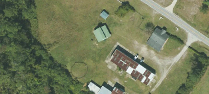 545 Half Moon Rd