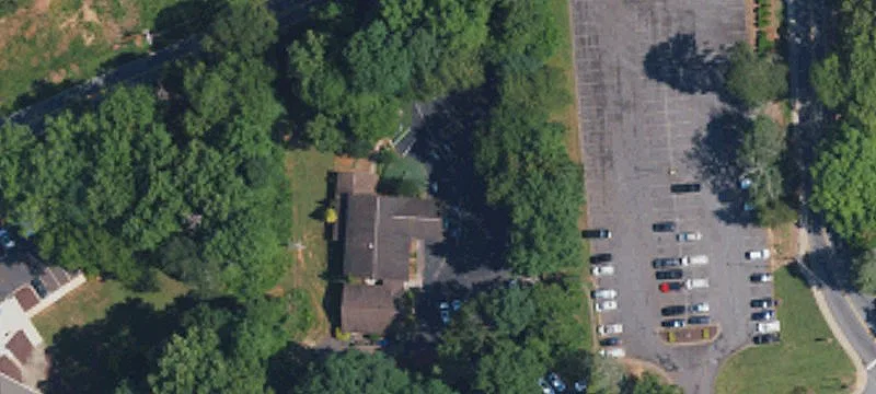 141 Tryon Rd