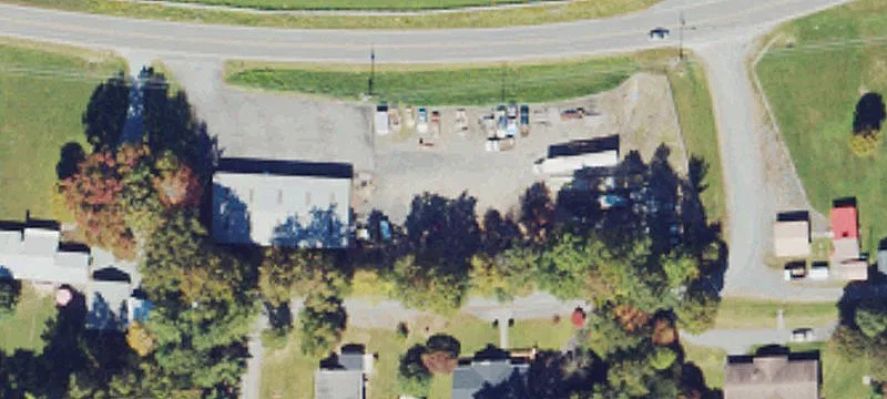 7698 Old 421st S
