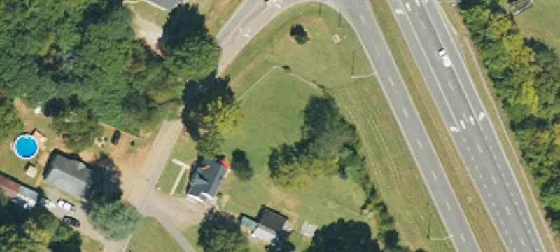 121 Bristol Dr