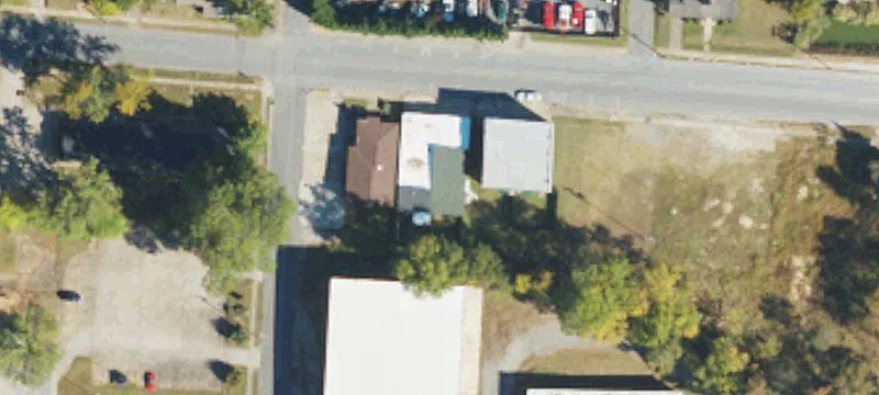 309 Graham St
