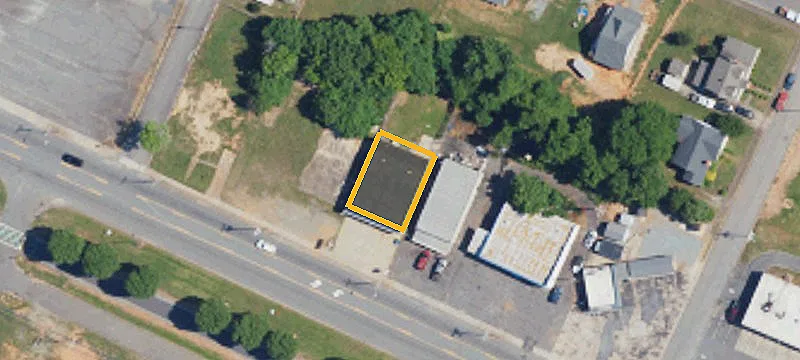 369 Main St