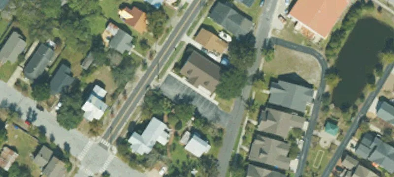 304 Live Oak St
