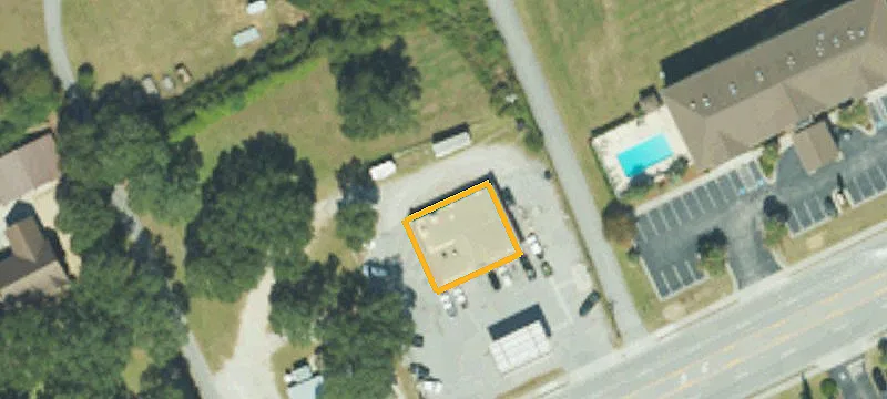605 Cedar Pt Blvd