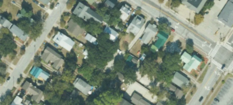 306 Cedar St