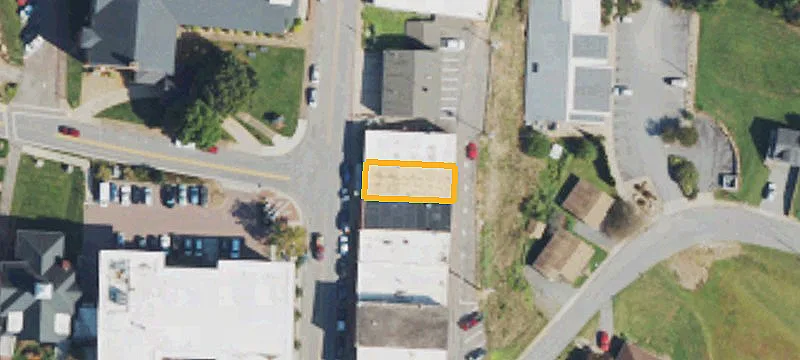 40 Main St