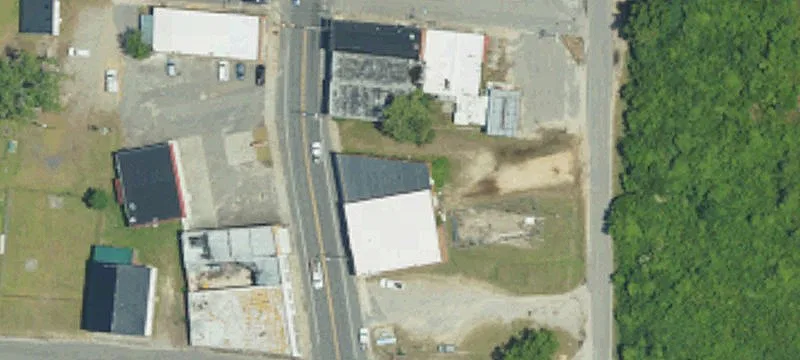 2052 Main St