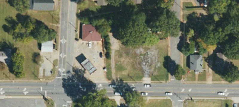 210 King St