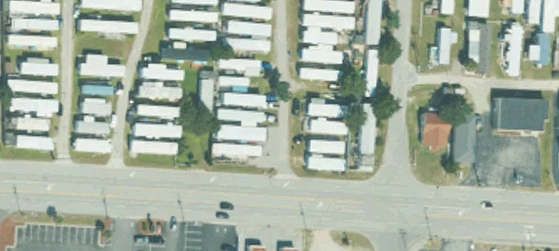504 Ft Macon Rd