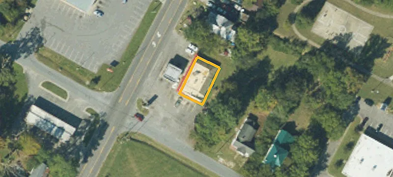 301 White St