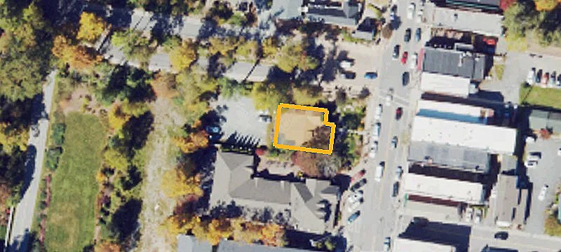 1126 Main St