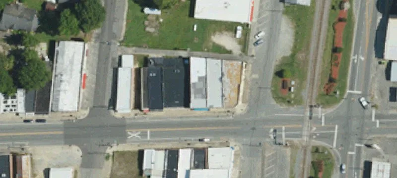 106 Main St