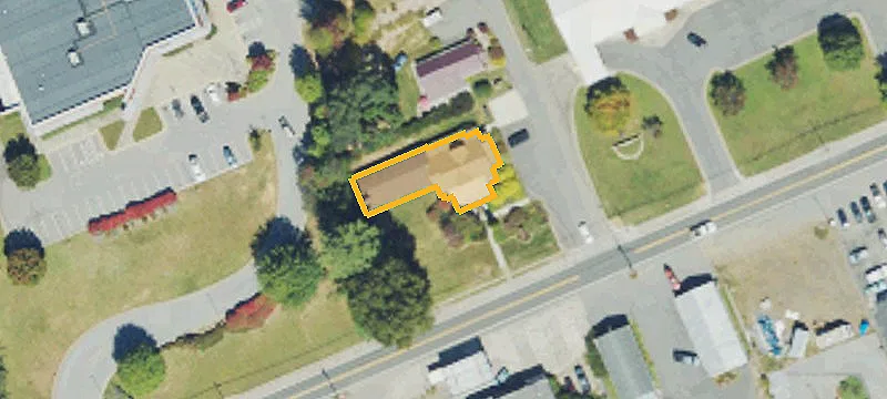 660 Main St