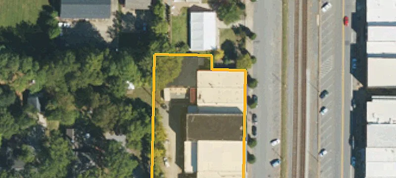 210 Railroad Ave