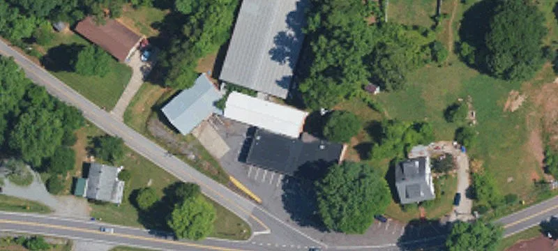 202 Tryon Rd