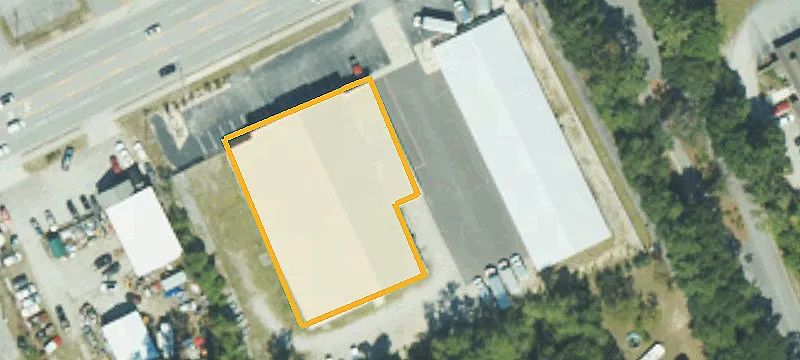 1062 Cedar Pt Blvd