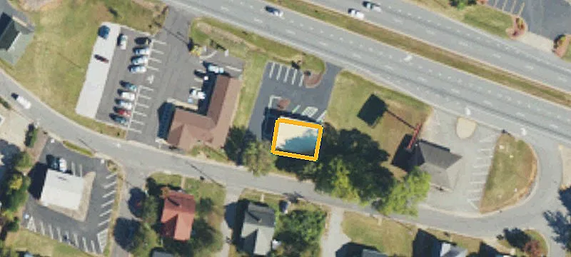 114 Dixon Blvd