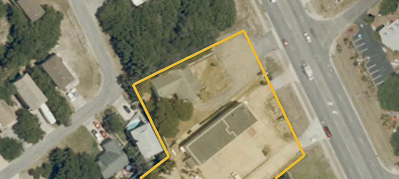 1706 Croatan Hwy
